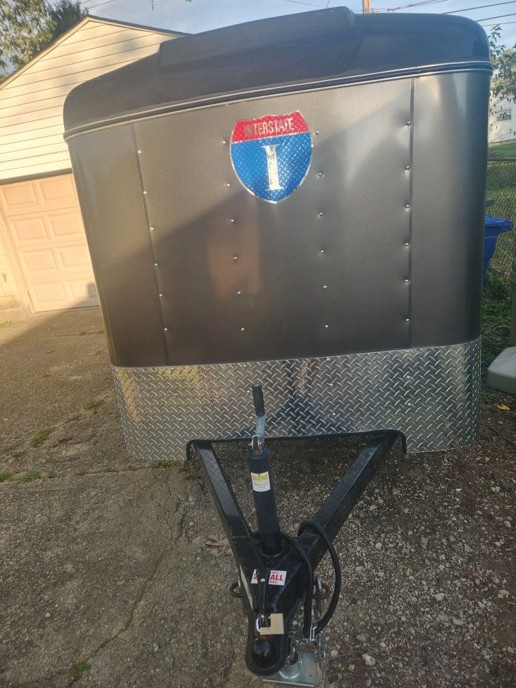 2022 Interstate 5' x 8' Single Axle Enclosed Cargo Trailer