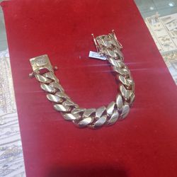 10k Gold Cuban Bracelet 