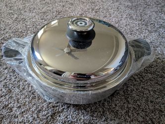 Platinum Electric Skillet with Lid and Temperature Gauge