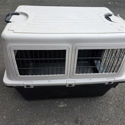 Lạrge Animal Carrier