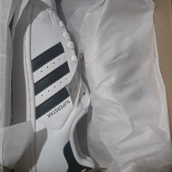 Adidas Superstar