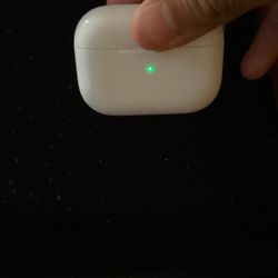 airpods pro  only right side