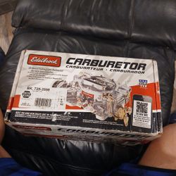 Edelbrock Carburetor 600 Cfn