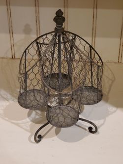 Metal Spinning Utensil Holder