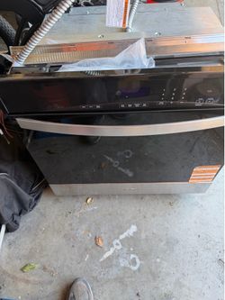 Wall oven