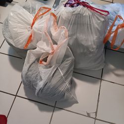 5 bags of close for women