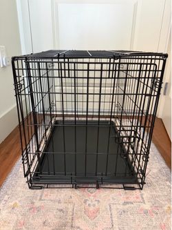 Single door metal crate
