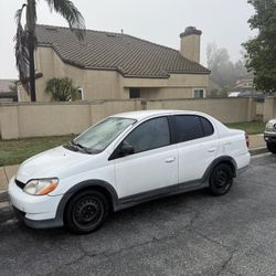 2000 Toyota Echo