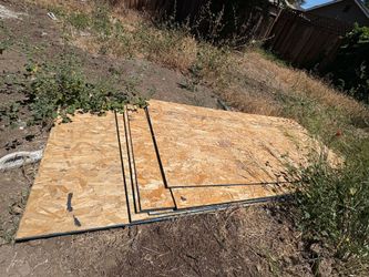 OSB 4'x8'x1/2” - 7 pieces