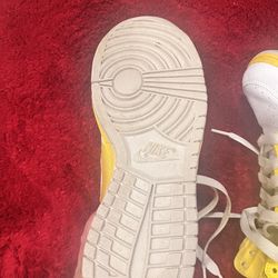 Nike Womens Dunk High Yellow White Silver