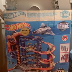 Hot Wheel Track Set