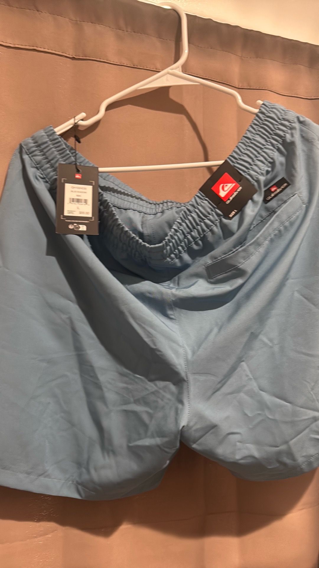 Men’s Quicksilver shorts size large