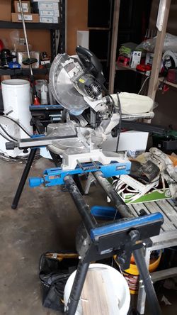 Delta sliding 10 inch miter saw with stand
