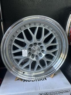 New 17x8 5x100/114.3 Aodhan AH02 $1000