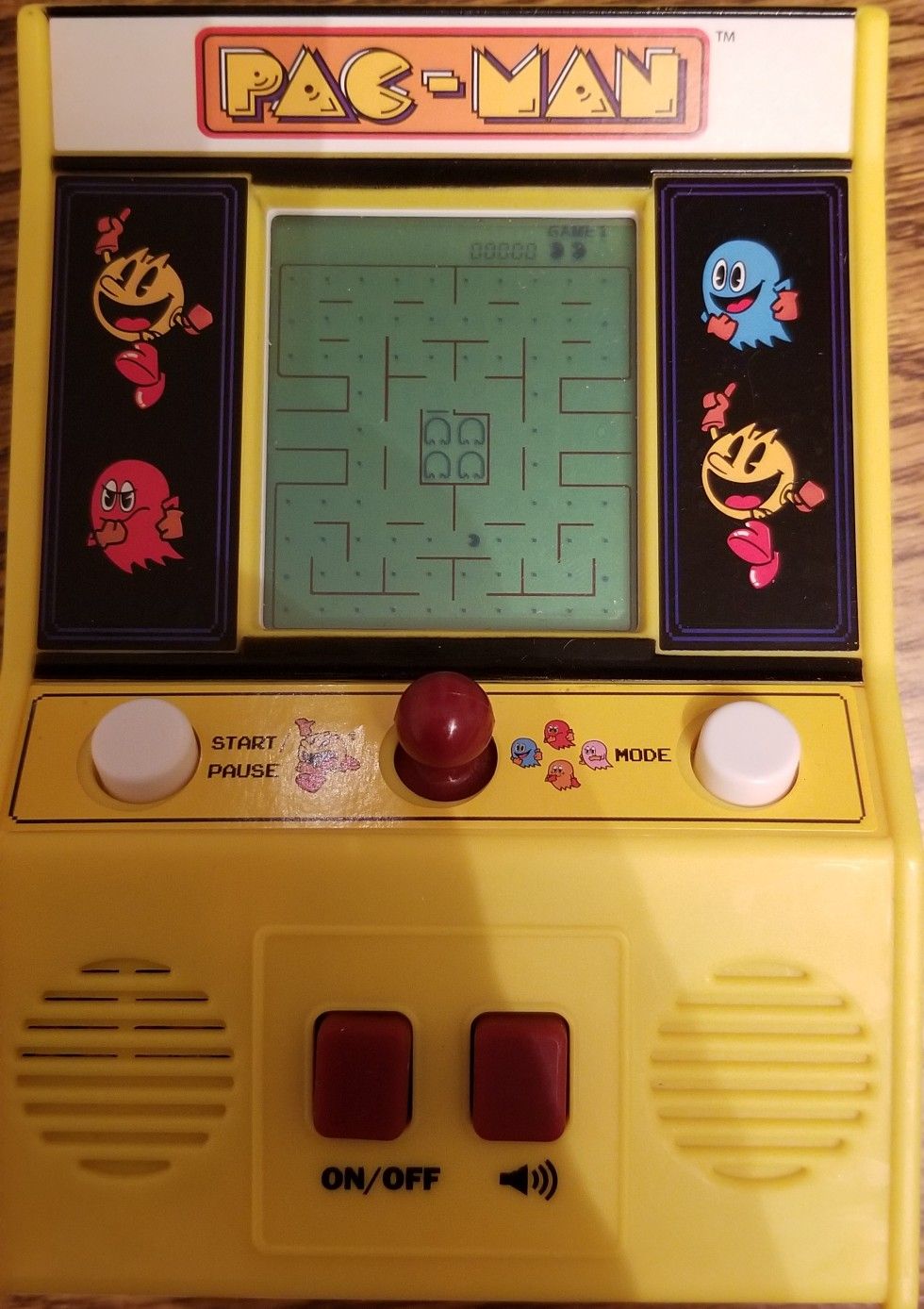 Electronic Handheld Pac Man Mini Arcade Game Item# 09521 TESTED