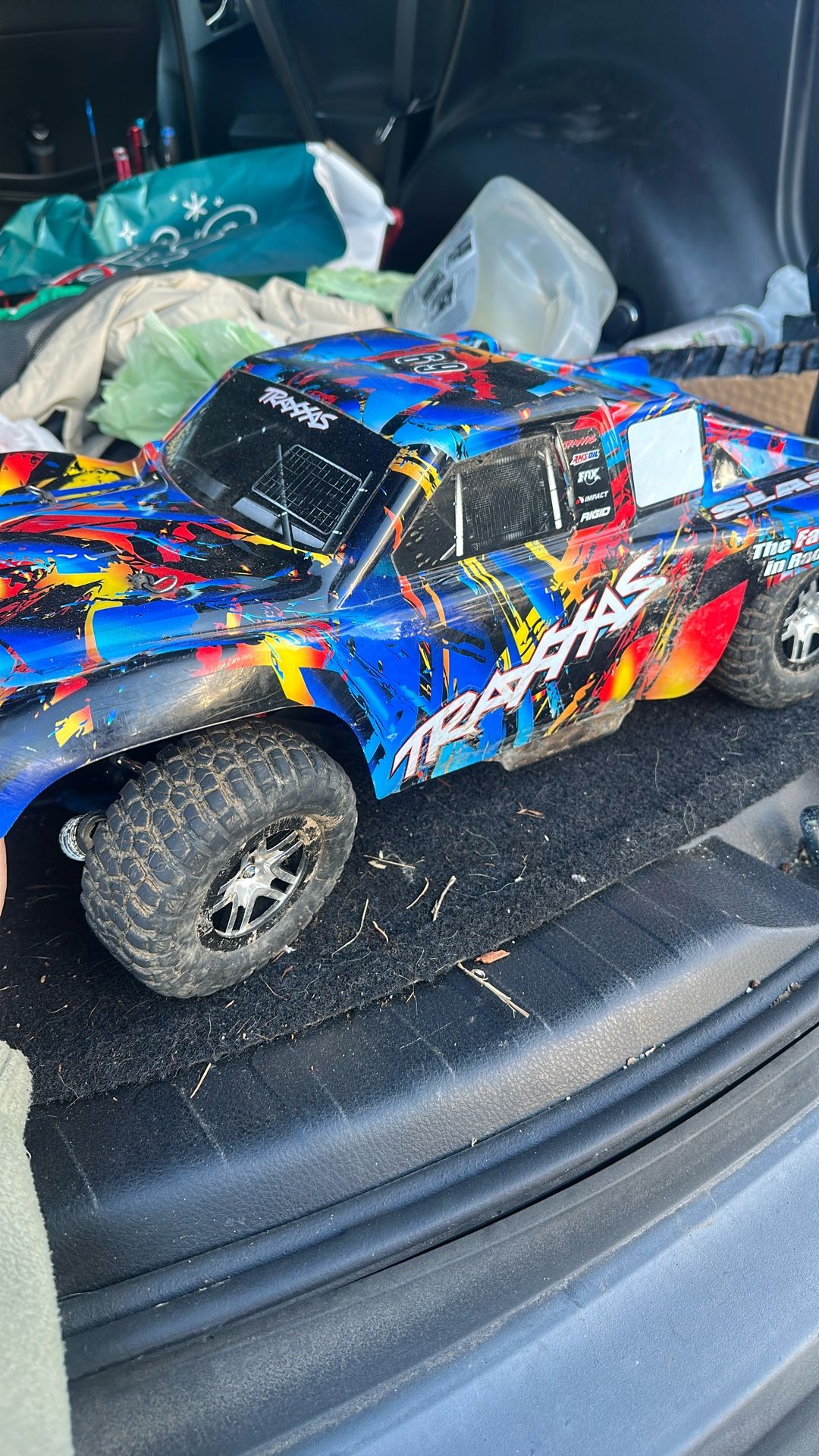 4WD TRAXXAS SLASH ELECTRIC 1/10th Rc Car