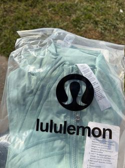 Lulu define jacket