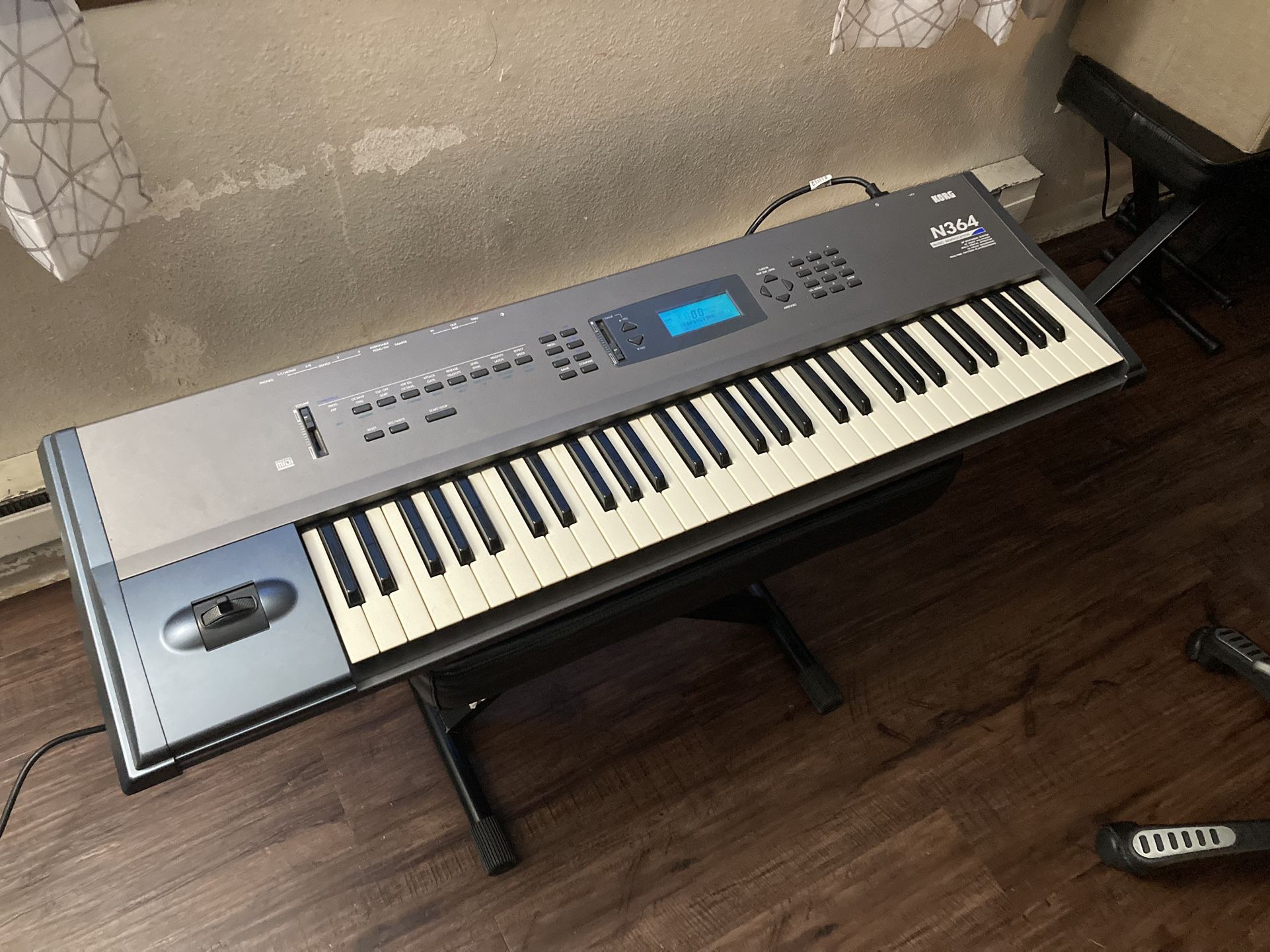 Korg N364