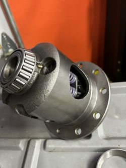 Ford 8.8 Differential Limited Slip Eaton Carrier