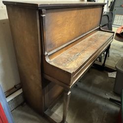 Huntington New York Piano