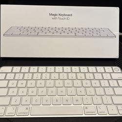 Genuine Apple Magic Keyboard w/ Touch ID White / Silver A2449 ‎MK293LL/A