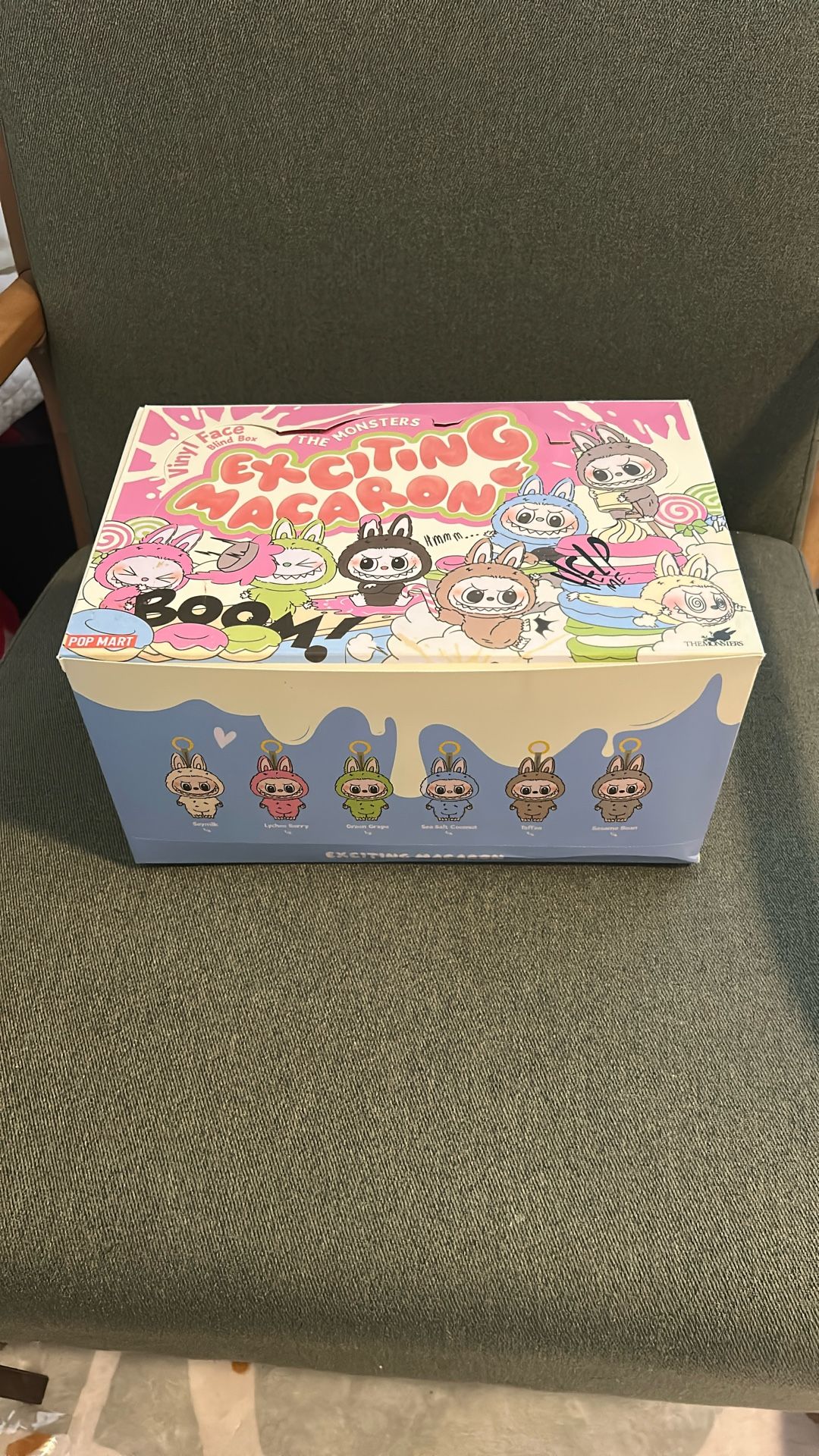Pop Mart- The Monsters , Exciting Macaron