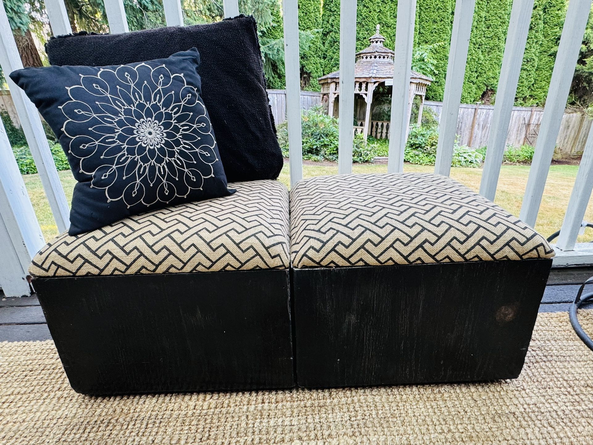 Ottoman/stools