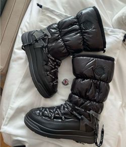 Moncler Snow Boots Size 40