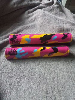 SE Bikes Rainbow Camo BMX Padset (2-Piece)