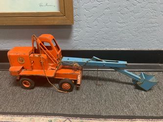 Antique Model Toy Crane Shovel Truck