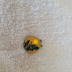 Magnetic hat clip ball marker