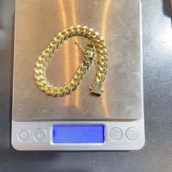 10k Gold SOLID Miami Cuban Bracelet 7inch, 7MM For A Good Price!!