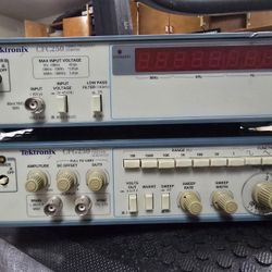 Tektronics  Frequency counter & Signal Generator