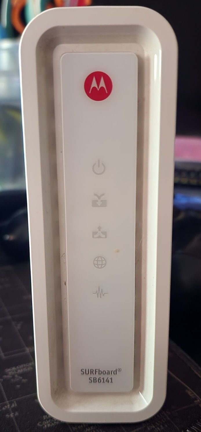 SURFboard SB6141 8x4 DOCSIS 3.0 cable modem Cox Compatible 