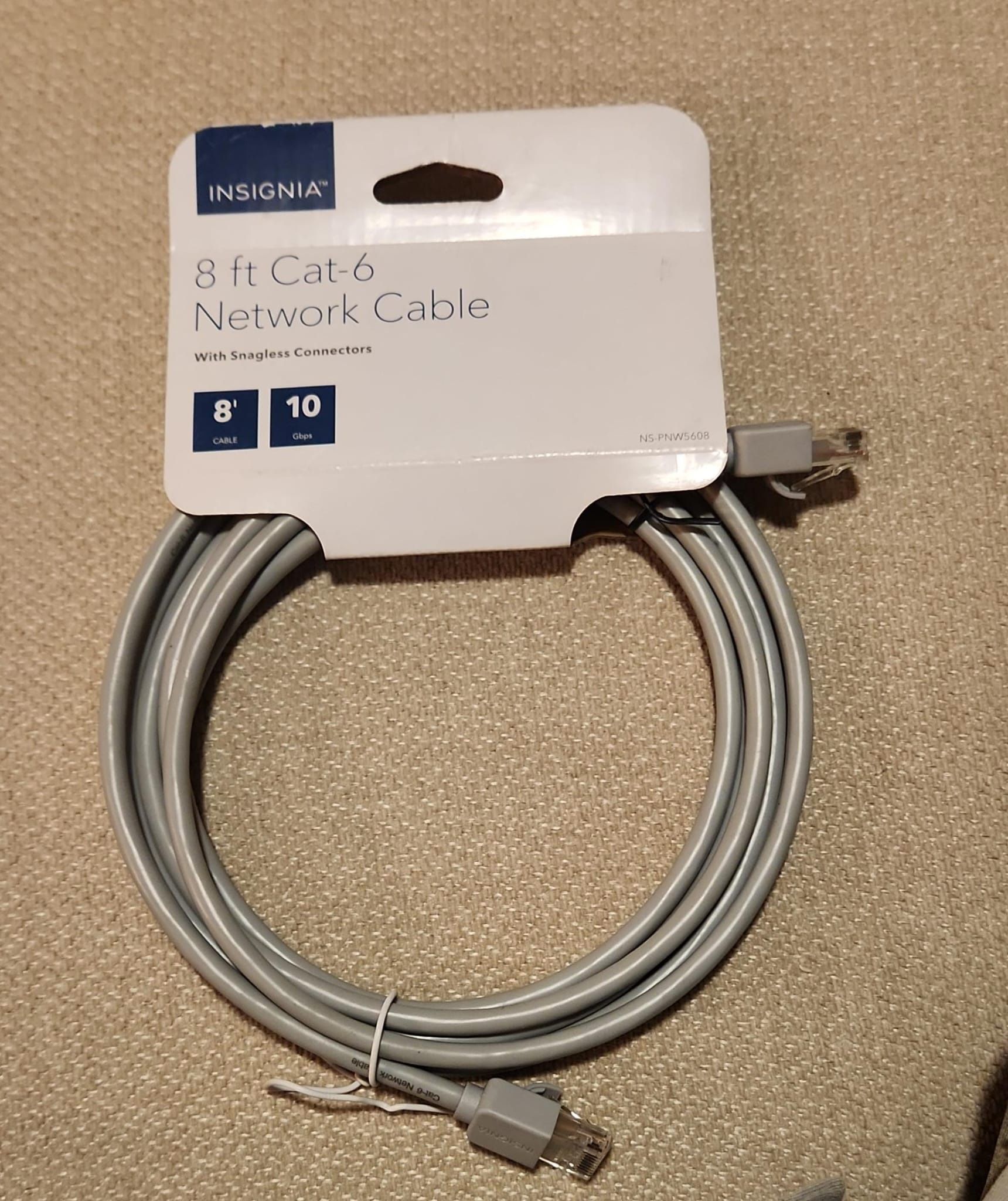 Insignia 8 Ft Cat-6 Ethernet Network Cable DSL Cable modems