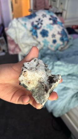 Large Natural Quartz Crystal Rock 🪨✨