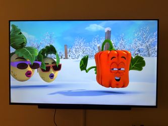 Hisense 58” 4K UHD Roku Smart TV (Model 58R6E3) – Excellent Condition