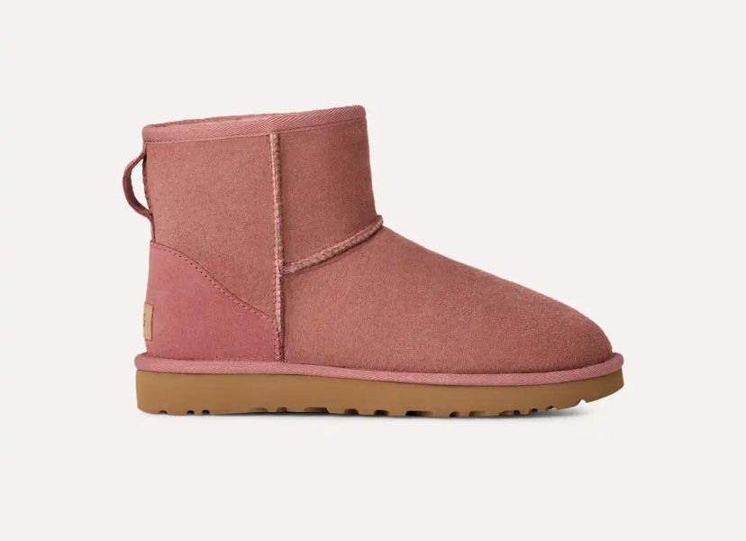 UGG Women’s Classic Mini II Sheepskin (Pink Dawn)