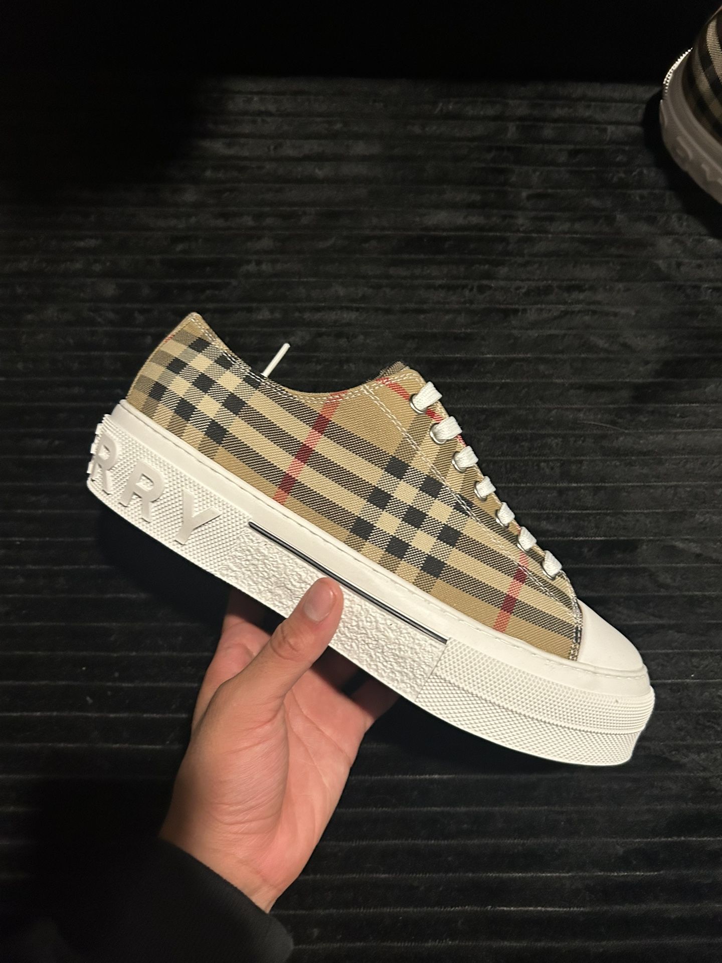 Burberry shoes