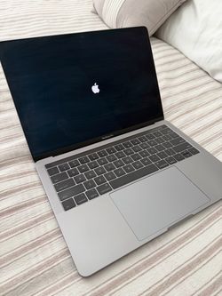 2017 MacBook Pro *Good Condition*