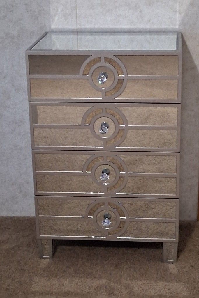 Mirrored Dresser With Crystal Knobs