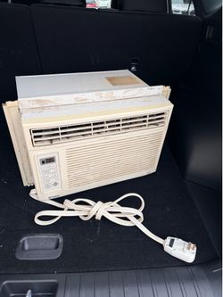 5000 BTU air-conditioning