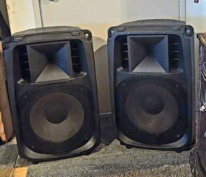 SA  L Wave 15" 2 Way Powered 600w Speakers