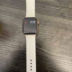 Apple Watch SE 