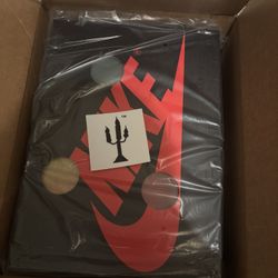 Sealed - in hand Jordan 1 Retro VAA Alaska size 10