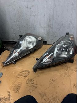 OEM HONDA FIT HEADLIGHTS