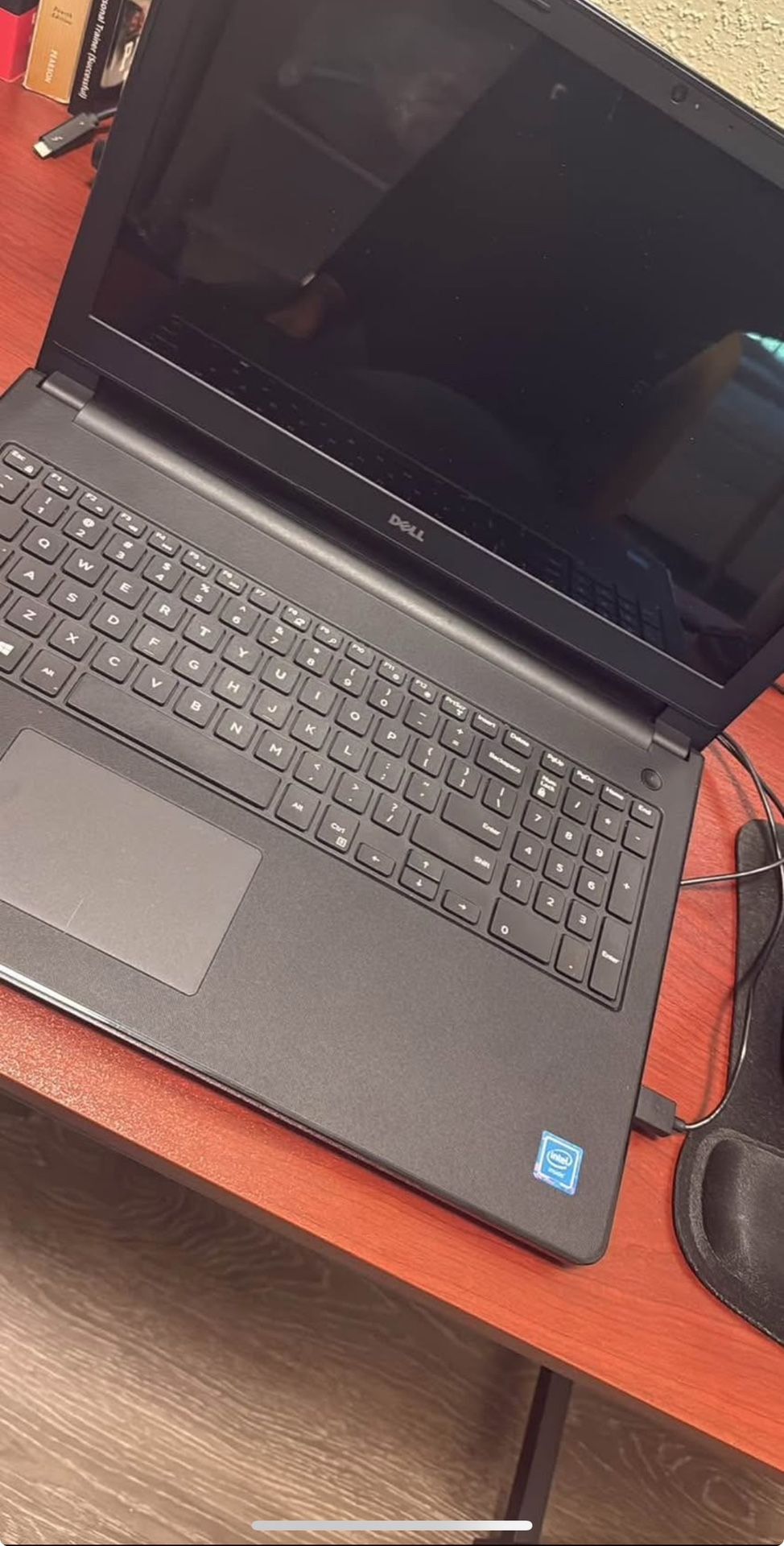 Dell Inspiron 15-3552