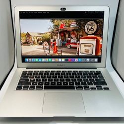 Apple MacBook Air 13” 2015 2.2Ghz i7 8GB 256GB SSD OS Monterey 
Fully Functional