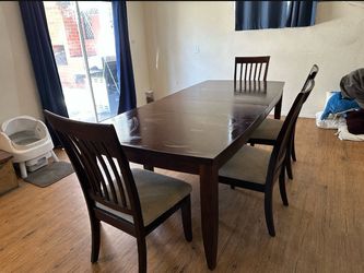Kitchen dining room table set With chairs