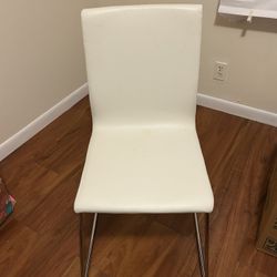 Chair White